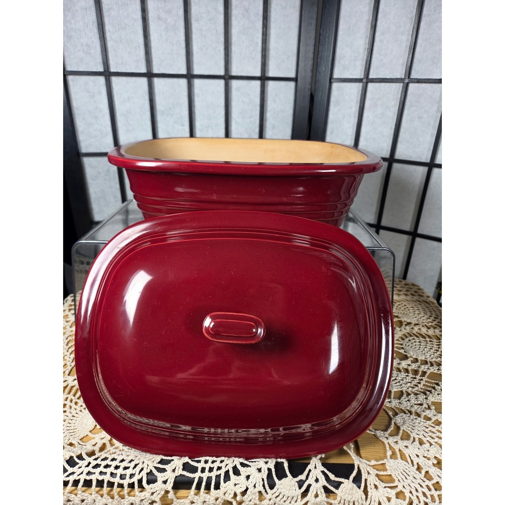Pampered Chef Family Heritage Cranberry Red Deep Covered Baker Stoneware 1339